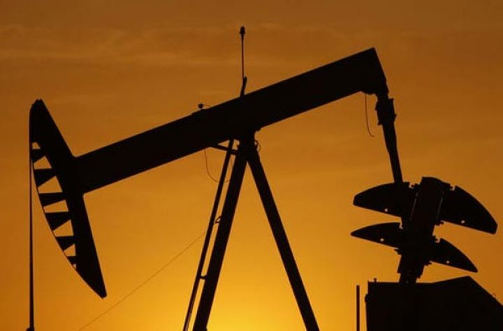 "Brent" və "WTI" neft markaları arasında qiymət spredi 10 dolları ötə bilər