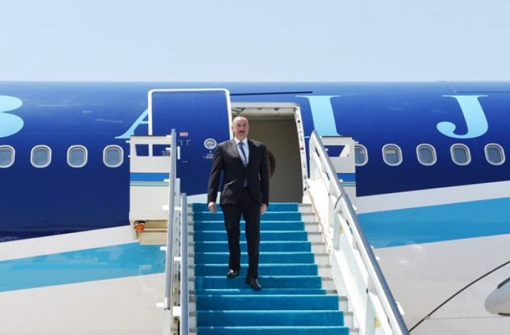 Prezident İlham Əliyev Türkiyəyə səfər edib