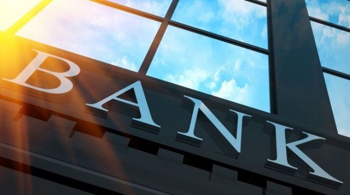 13 bank 2016-cı ilin audit hesabatını açıqlamayıb