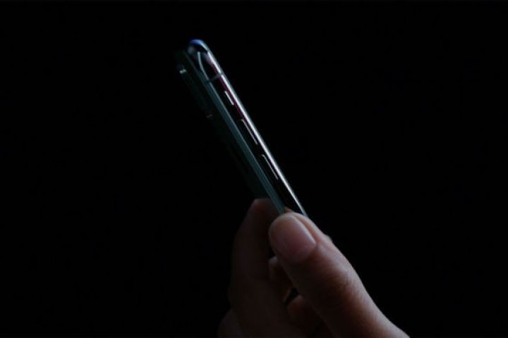 Birja iPhone-ları bəyənmədi!