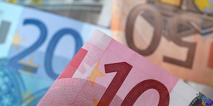 Azərbaycanda aşağı nominallı avro qıtlığı
