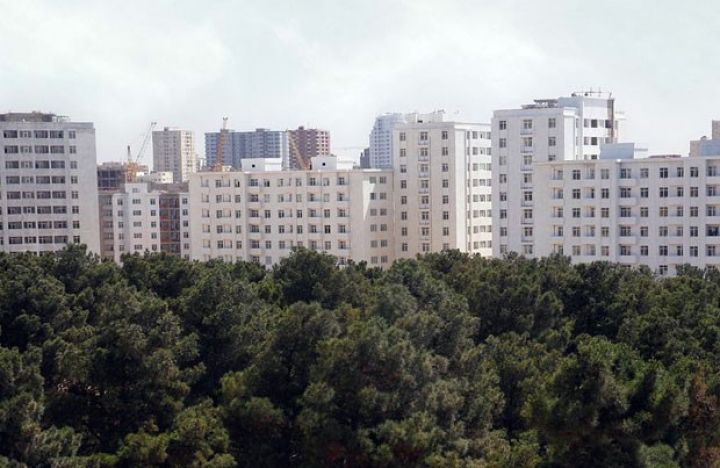 Yasamalda binalar və məktəbin tikintisi üçün podratçılar seçilir