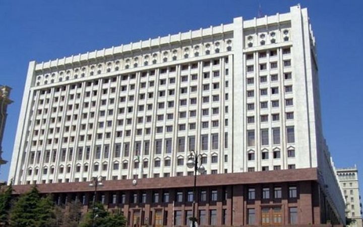 Administrasiyada 3 şöbəyə müdir təyinatı olmadı - SİYAHI