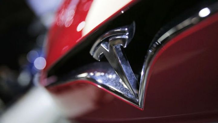Tesla 82 milyard dollar "əridi"