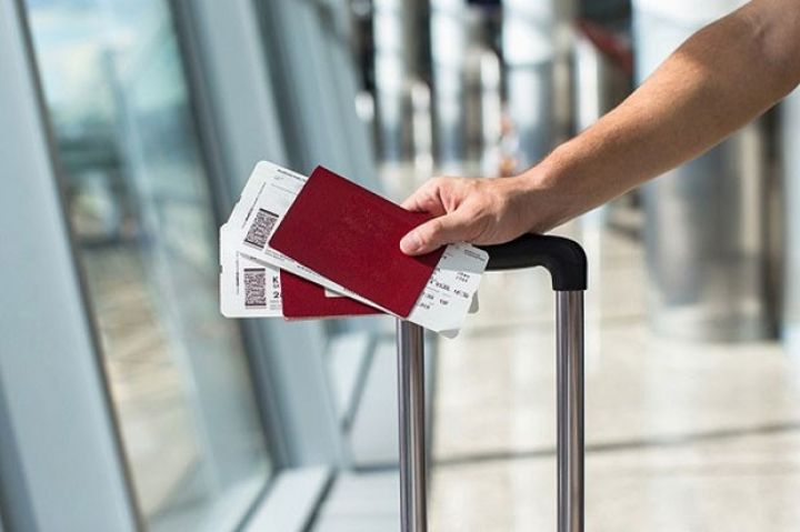 Nazirlik aviabiletlər və mehmanxana yerləşdirilməsi satın alır