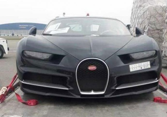 Bakıya çox bahalı avtomobil gətirilib - FOTOLAR