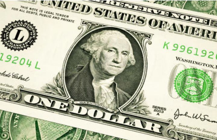 İyunun 4-ü üçün dolların rəsmi məzənnəsi açıqlandı