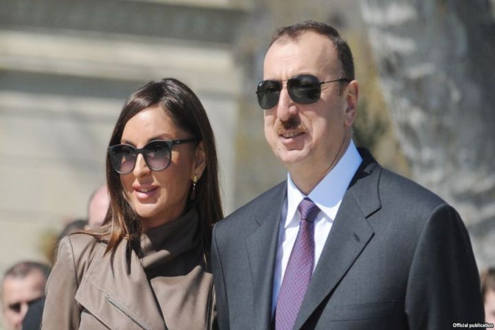 Prezident və Birinci xanım “Ağcabədi taxıl Aqropark”da yaradılan şəraitlə tanış olublar