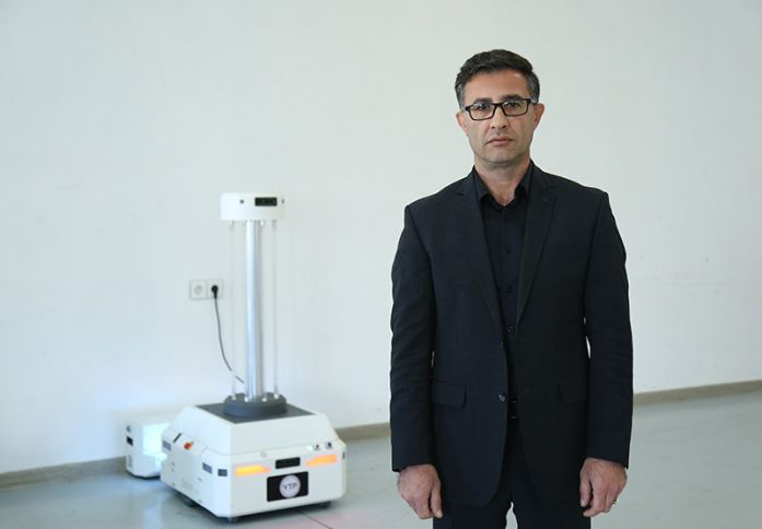 Azərbaycan şirkəti virusların və mikrobların yayılmasının qarşısını alan robotunu nümayiş etdirəcək