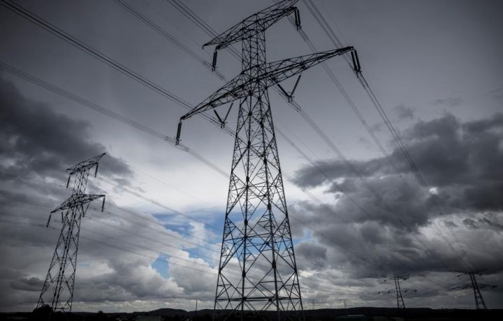 Azərbaycanda elektrik enerjisi istehsalı artıb