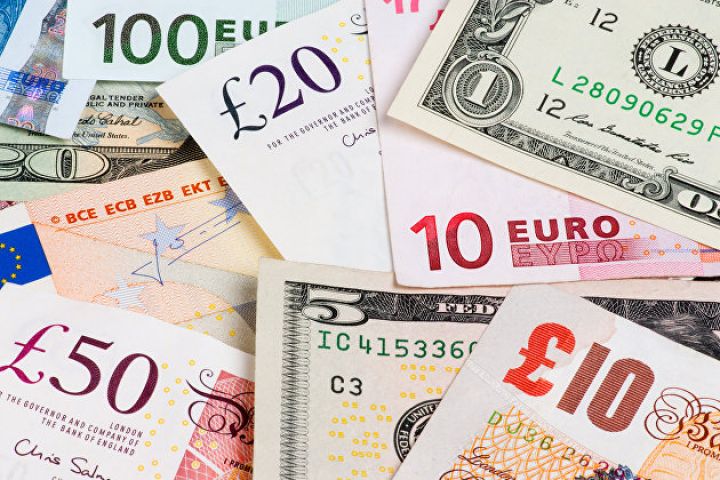 Britaniyadan gələn siyasi xəbərlər fonunda funt dollara nisbətdə bahalaşıb