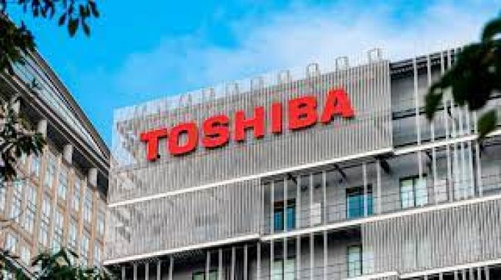 Toshiba-nın xalis mənfəəti azalıb