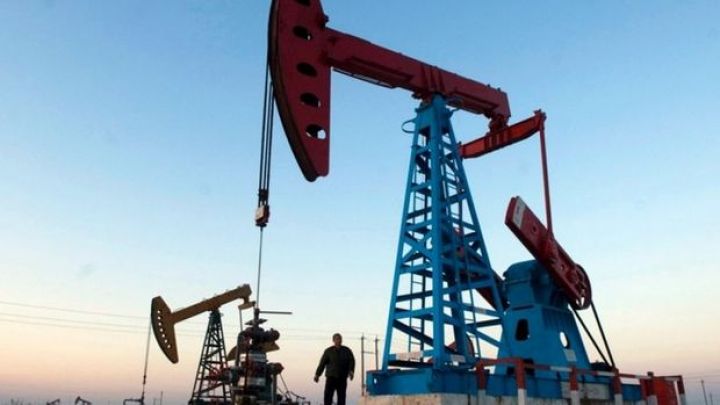 Qazaxıstan Almaniyaya neft nəqlinə başlayıb