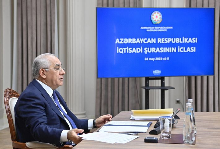 Vergi inzibatçılığının təkmilləşdirilməsi, investisiya təşviqi və iqtisadi sahədə şəffaflıq ilə bağlı dəyişikliklər layihəsi hazırlanıb - İqtisadi Şuranın iclası keçirildi