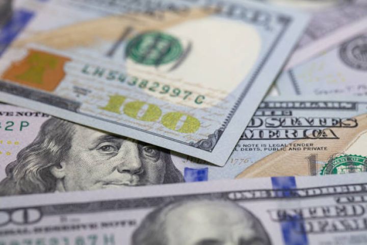 Azərbaycandan 400 milyon dollar "yağ kimi çıxıb"
