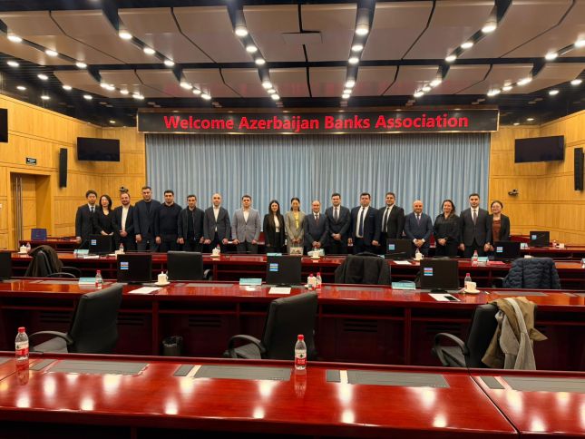 Azərbaycan Banklar Assosiasiyasının nümayəndə heyəti Pekində - Strateji tərəfdaşlıq məsələlərini müzakirə edib