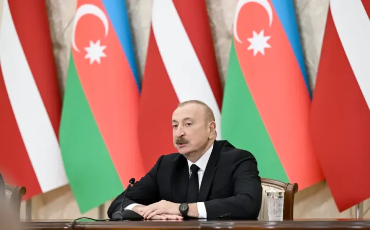 "Xoşbəxtlikdən Azərbaycanın hava şirkəti bundan əziyyət çəkmir"