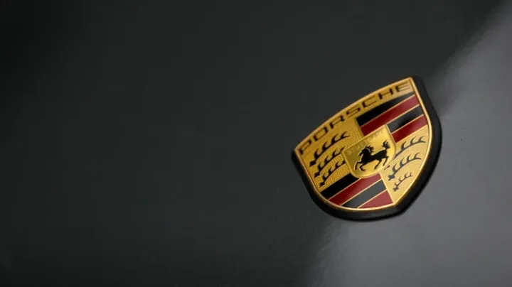 Avtomobil nəhəngindən mühüm qərar: "Porsche" şirkəti "Bugatti" və "Rimac"dakı paylarını satır