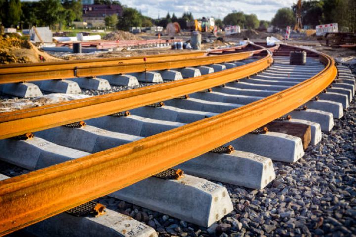 Naxçıvanda TRIPP marşrutuna qoşulacaq dəmir yolları yenidən qurulur