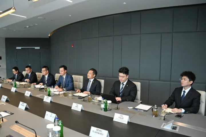 Nazir Çin  şirkətinin vitse-prezidenti ilə görüşüb, Hacıqabulda həyata keçirilən layihə müzakirə olunub