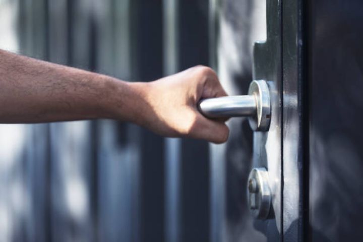 Bankın adının yuxarı şikayət indeksində olması onun bağlanacağı deməkdir?