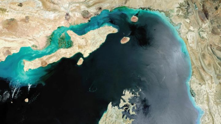 ABŞ İranın Hörmüz boğazı üzərində suverenlik iddialarını qəbul etmir, buna imkan verməyəcək