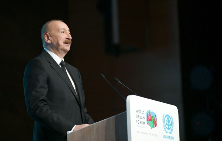"Soyuq suda üzməyi sevənlərə oraya getməyi çox tövsiyə edirəm"