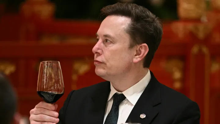 SpaceX rekord IPO-ya hazırlaşır
