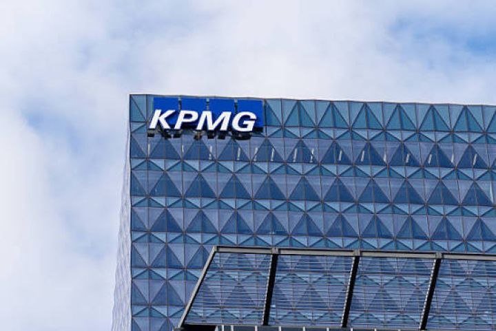 KPMG Azərbaycanın nəqliyyat sektorundakı layihələrə dair təkliflər təqdim edəcək
