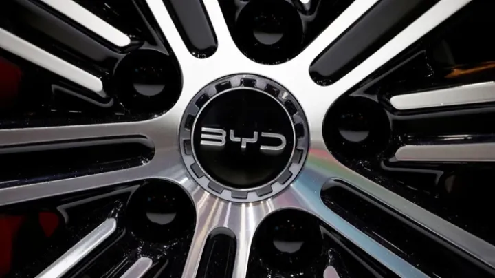 BYD-dən taksi operatorları və avtomobil parklae üçün yeni marka: Linhui