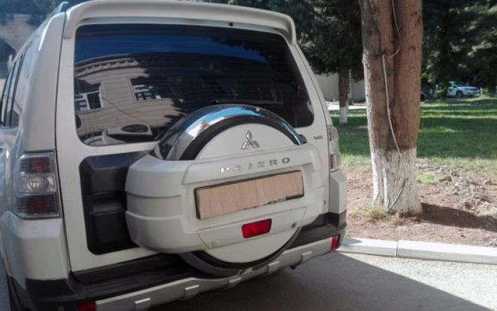 Dövlət "Maxima", "Pajero" və "RİO" satacaq