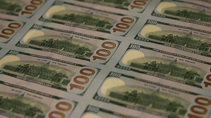 Strateji valyuta ehtiyatları 2,2 milyard dollar artıb