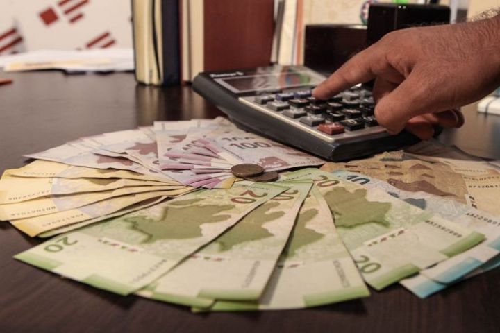 14 bankın faiz xərcləri artıb