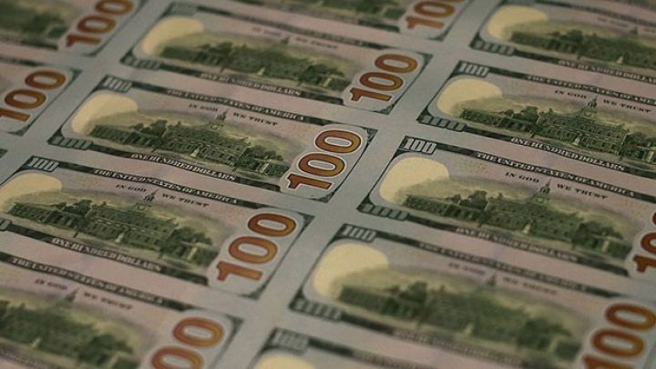 "Dollarlaşma hələ də Azərbaycanın bank sektoru üçün əsas risklərdən sayılır"