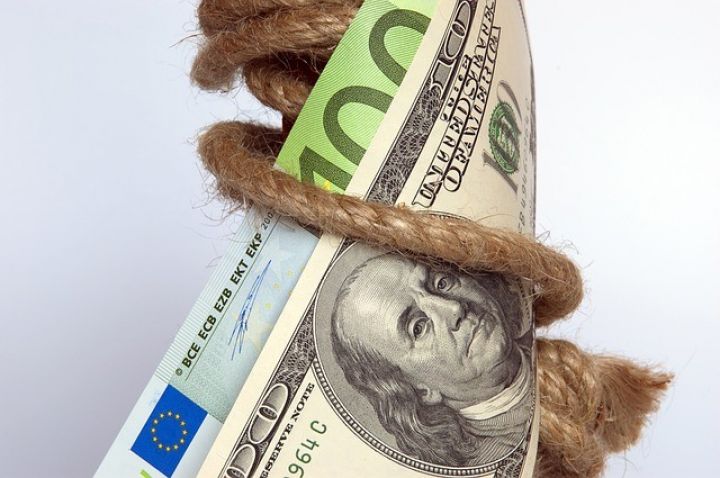 Banklarda Dollar və Avronun alış-satış qiymətləri - SİYAHI - YENİLƏNİB