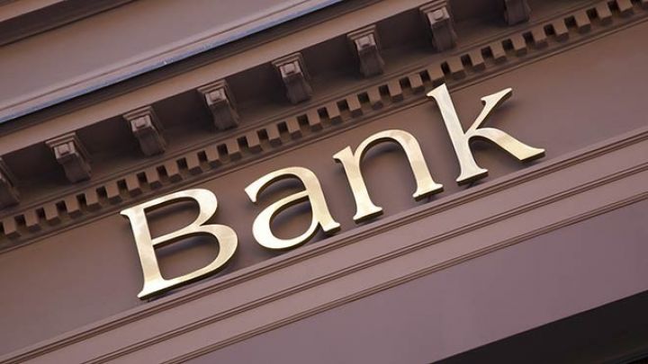 “Azərbaycan banklarında problemlər azalmağa doğru gedir"