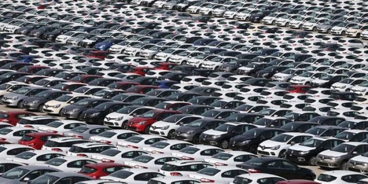 Türkiyədə 250 min avtomobil anbarlarda qalıb