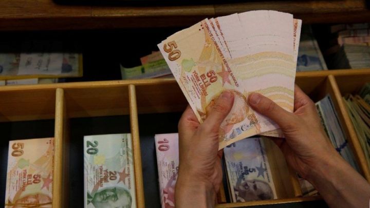 Türk Lirəsi sabah cəsusun sərbəst buraxılacağı ehtimalı ilə bahalaşır