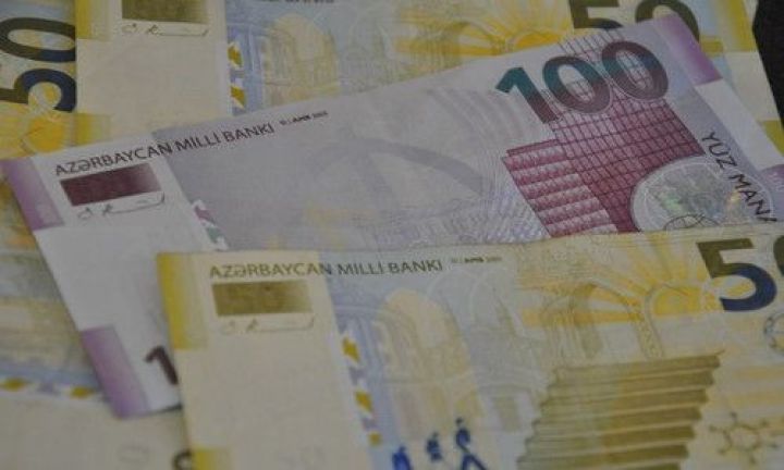 Banklardan biri xalis mənfəətinin 4 dəfədən çox artdığını açıqladı