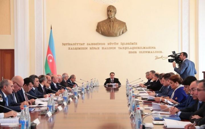 Nazirlər Kabinetində iclas keçirildi