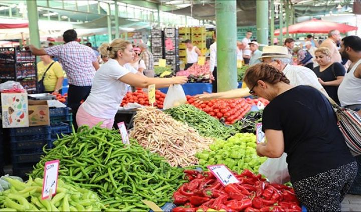 Türkiyədə inflyasiya yenidən ikirəqəmli səviyyəyə yüksəlib