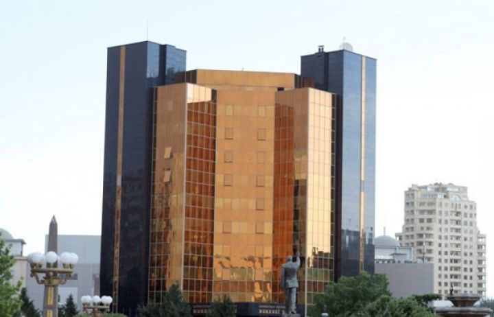 S&P: Bu il AMB-nin valyuta ehtiyatları 7% artacaq
