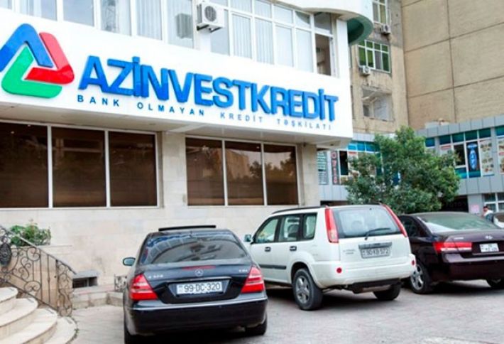 Cəmi 8 min manat qazanıb
