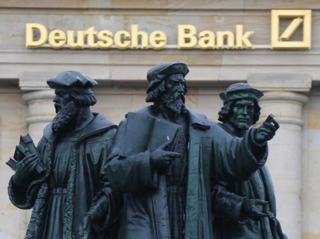 "Deutsche Bank" bu ölkənin 20 ton qızılını müsadirə edib