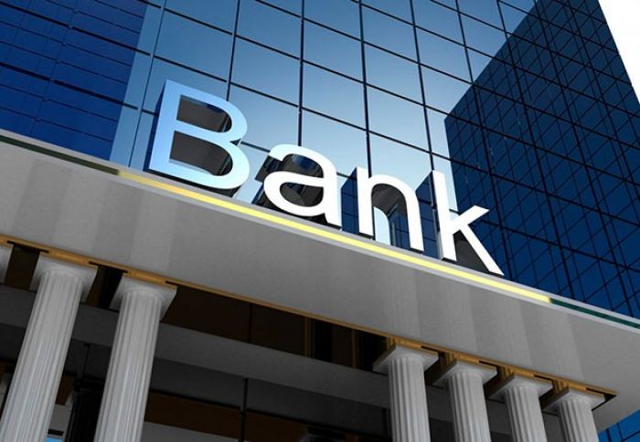 Azərbaycanda 16 bankın öhdəlikləri artıb
