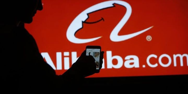 Subaylar Günündə 38,3 milyard dollarlıq satış rekordu 
