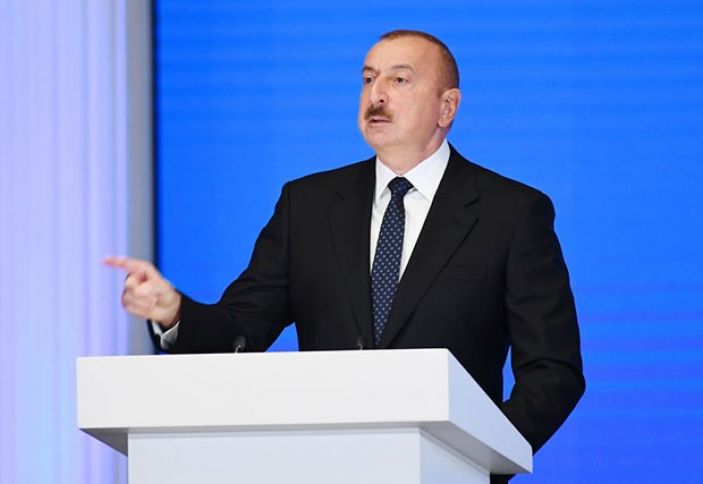 "Manatın məzənnəsi belə davam edəcək"