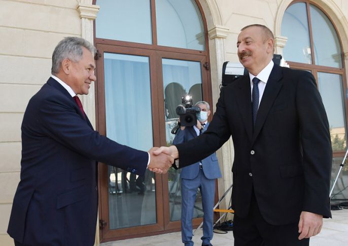 "Yaxın günlərdə Putinlə telefon söhbətimiz olub..."