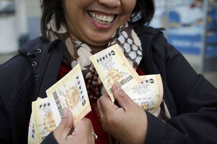 Powerball cekpotu 321 Milyon ABŞ Dollarına qalib axtarır - AZƏRBAYCANDA POWERBOLL NECƏ OYNANILMALIDIR