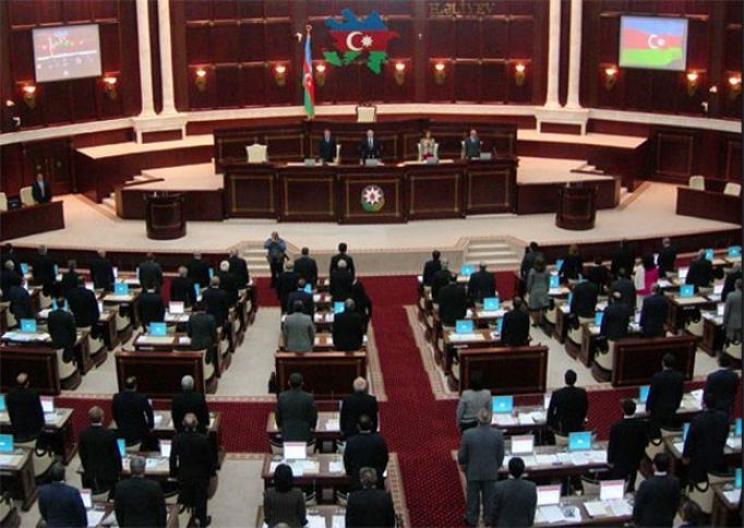Milli Məclisin deputatı xəsarət aldıqda ona sığorta ödənişi ediləcək